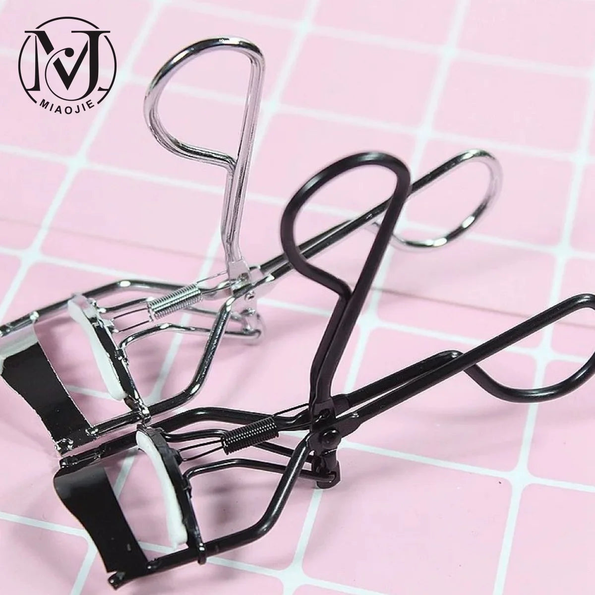 Eyelash Curler